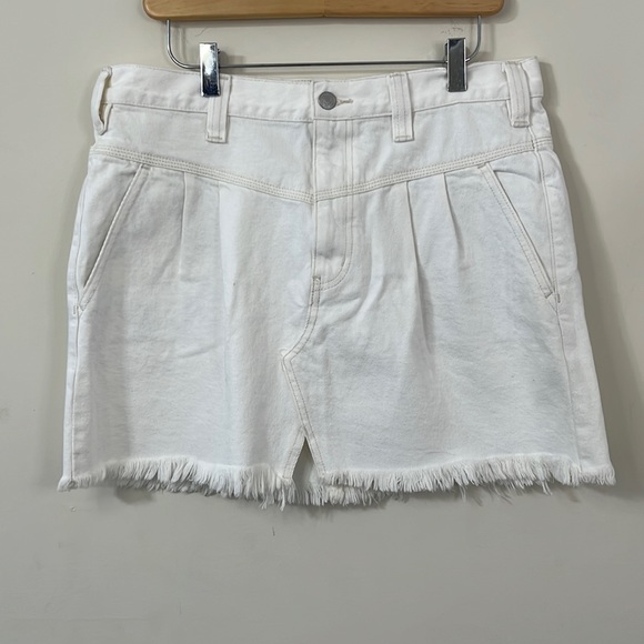 Free People Dresses & Skirts - NEW Free People Side Car Mini Skirt White Clay Size 30